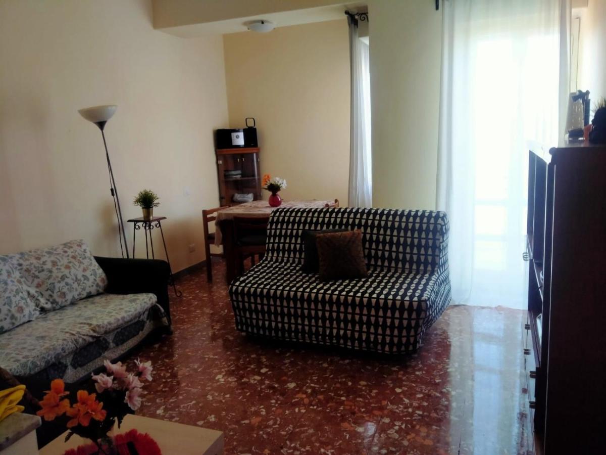 Happy House Mare Di Roma Villa ลิโด ดิ ออสเตีย ภายนอก รูปภาพ